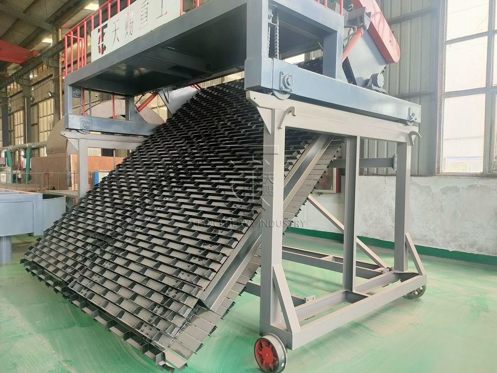 90m / H loại mảng dây chuyền phân bón Turner phân bón hữu cơ Máy lên men chất thải