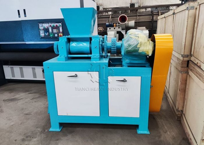 Máy granulator cuộn kép tùy chỉnh cho sản xuất hạt phân bón hóa học NPK