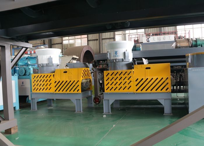 Dây chuyền sản xuất hạt hình bầu dục, dây chuyền tạo hạt bằng máy ép khuôn phẳng cho sản xuất quy mô lớn