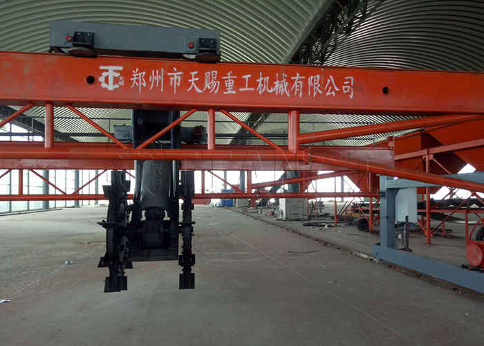 150-400m3/H Output Flipping Span lớn Máy xoắn phân bón Loại bánh xe