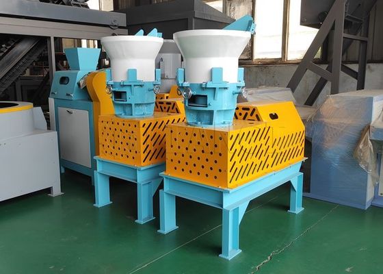 Thiết bị sản xuất phân bón gia súc gà phân bón hạt phân bón phẳng granulator extrusion film